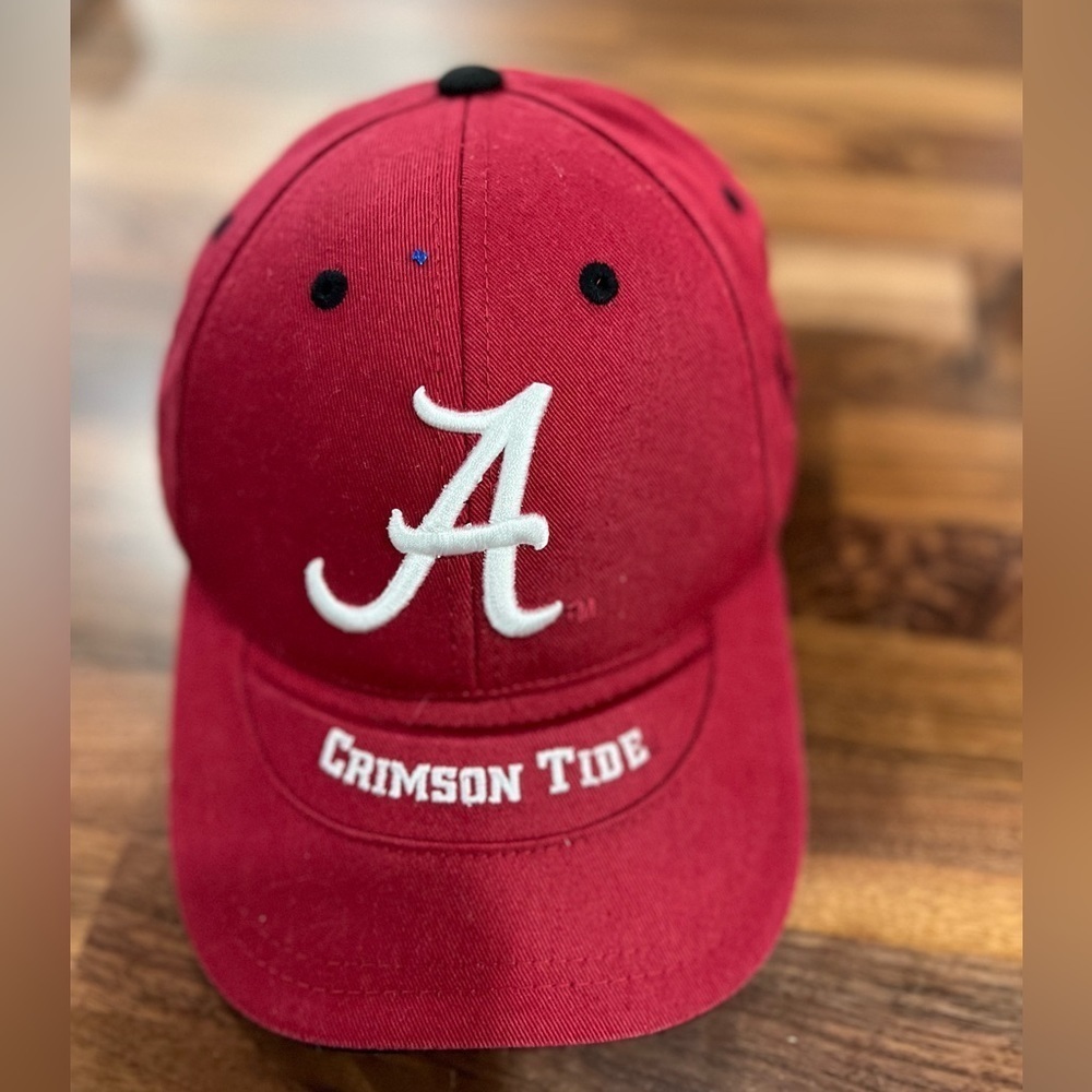 Alabama. Crimson Tide ball cap in GUC